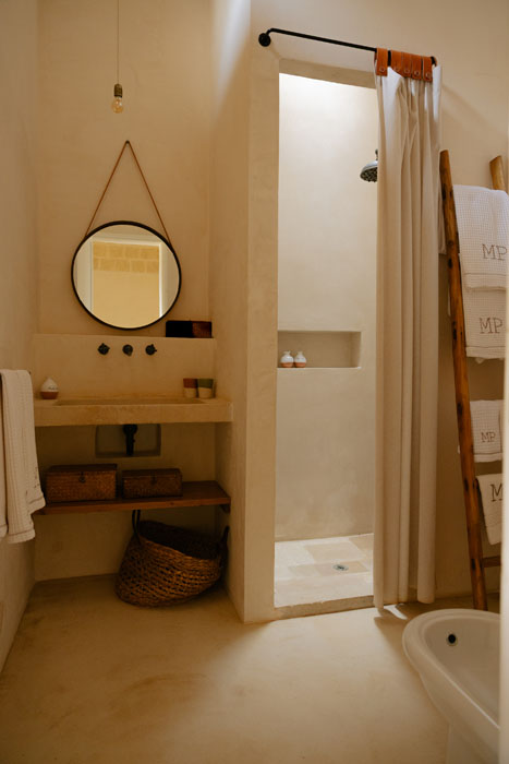 Classic_C_Bagno